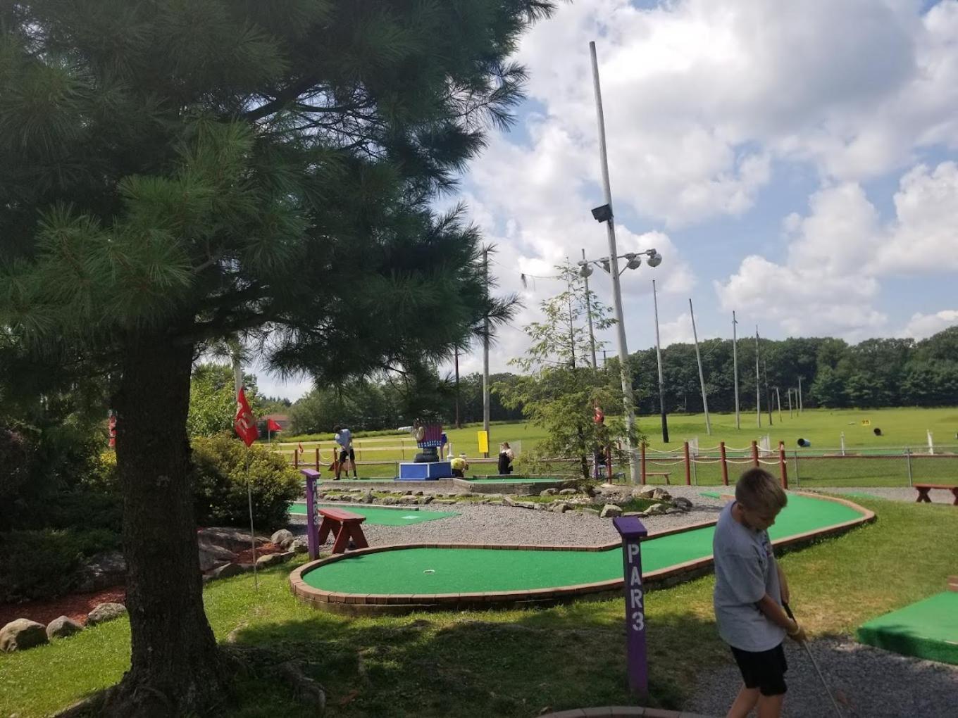 Wow!! Ultimate Pocono Retreat, Hot Tub, Game Room, Deck, Lakes, Skiing, Pools Long Pond Ngoại thất bức ảnh